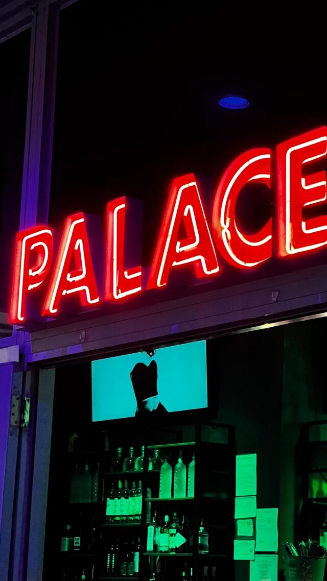 PALACE wants to take a moment to make an appreciation post! They bring energy, they bring vibes, they bring you delicious drinks, and help us create memories by enhancing the Palace experience - We want to thank our amazing Bar crew!! 🥰💖🔥 thank you for everything you do and being your amazing selves!