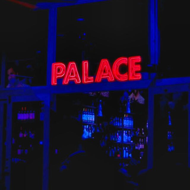 Because every queen needs a…
Book your lunch, brunch or dinner shows, and join us for the PALACE experience!

Book using the link in our bio or on our website www.palacesouthbeach.com/book